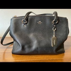 Gorgeous Coach Purse- Double zippered pockets and magnetic closure